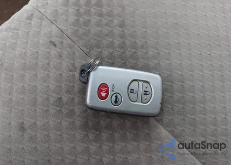 2007 Toyota Camry Hybrid z USA, uszkodzony, nr VIN JTNBB46K973010405